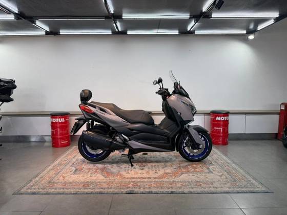 YAMAHA XMAX ABS 
